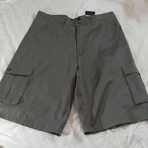 LADA MEN CARGO SHORT SIZE 34
